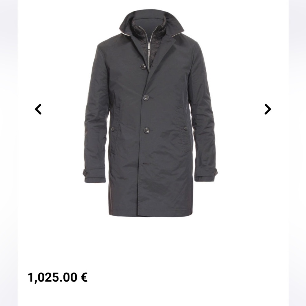 SOLD OFF POSHMARK 
Burberry Tunbridge Waterproof Coat with removable Down Vest - Picture 3 of 13